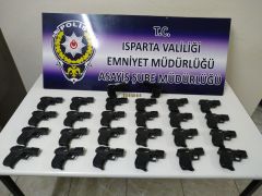 Isparta’daki yasadışı silah ticaretinde 2 tutuklama