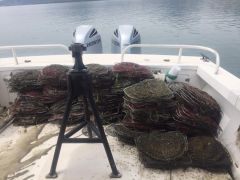 Eğirdir Gölü’nde kaçak avcılık denetimi: 150 metre ağ ve 300 kerevit sepeti ele geçirildi